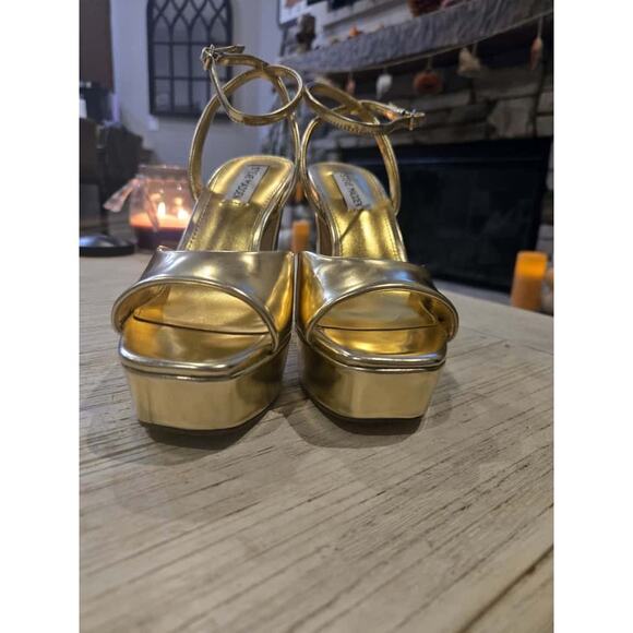 Steve Madden Assured Women's Gold Platform Slingback Sandals Size 7M - Picture 2 of 8